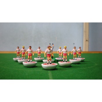 Subbuteo Andrew Table Soccer Poland World Cup 1982 on Lightweight Bases 